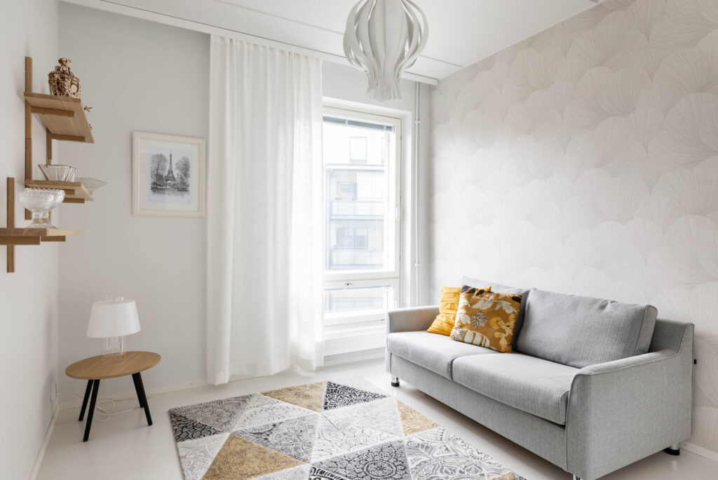 Sisustussuunnittelija Tampere Tilako Oy. Kerrostalotalokohteen remontti. Kuvassa vierashuone.