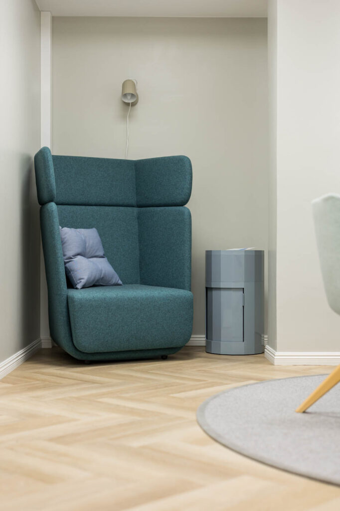 Revisium toimiston sisustussuunnittelu. Sisustussuunnittelutoimisto Tilako Tampere.