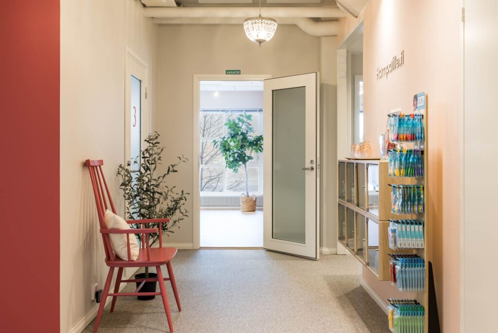Hammashoitola Smilespa Tampere. Sisustussuunnittelu Tilako Oy