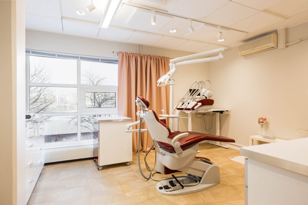 Hammashoitola Smilespa Tampere. Sisustussuunnittelu Tilako Oy